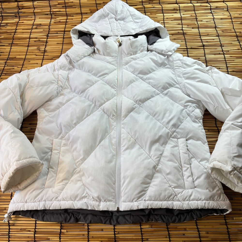 C9 by Champion Womens XL White Diamond Quilted Puffer Jacket Hooded Full Zip